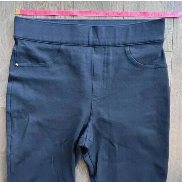 Spanx Ponte Crop High Rise Pull-On Pants Size M Black Stretch Work Travel - Picture 5 of 6